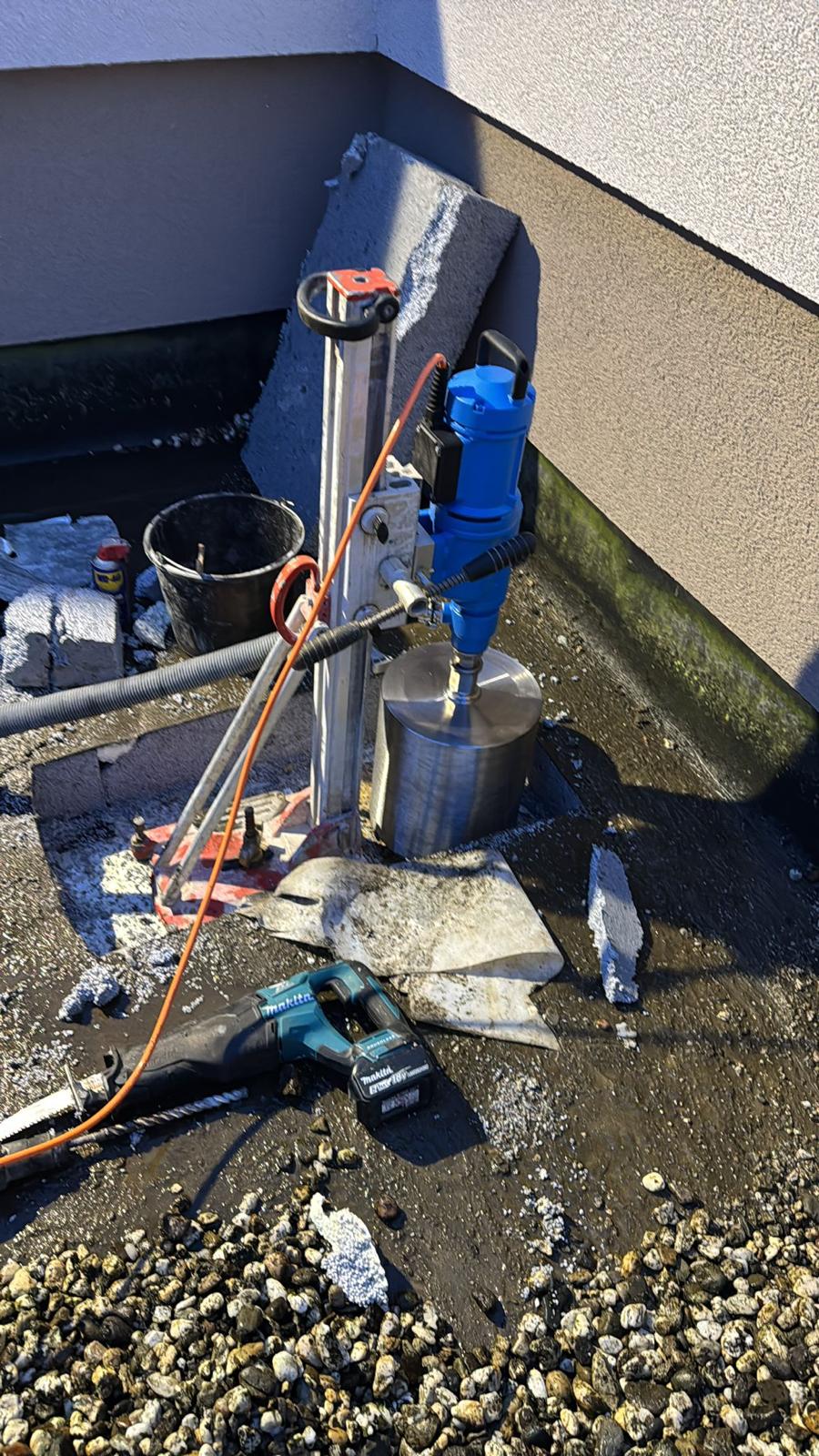 Kernboring op dak